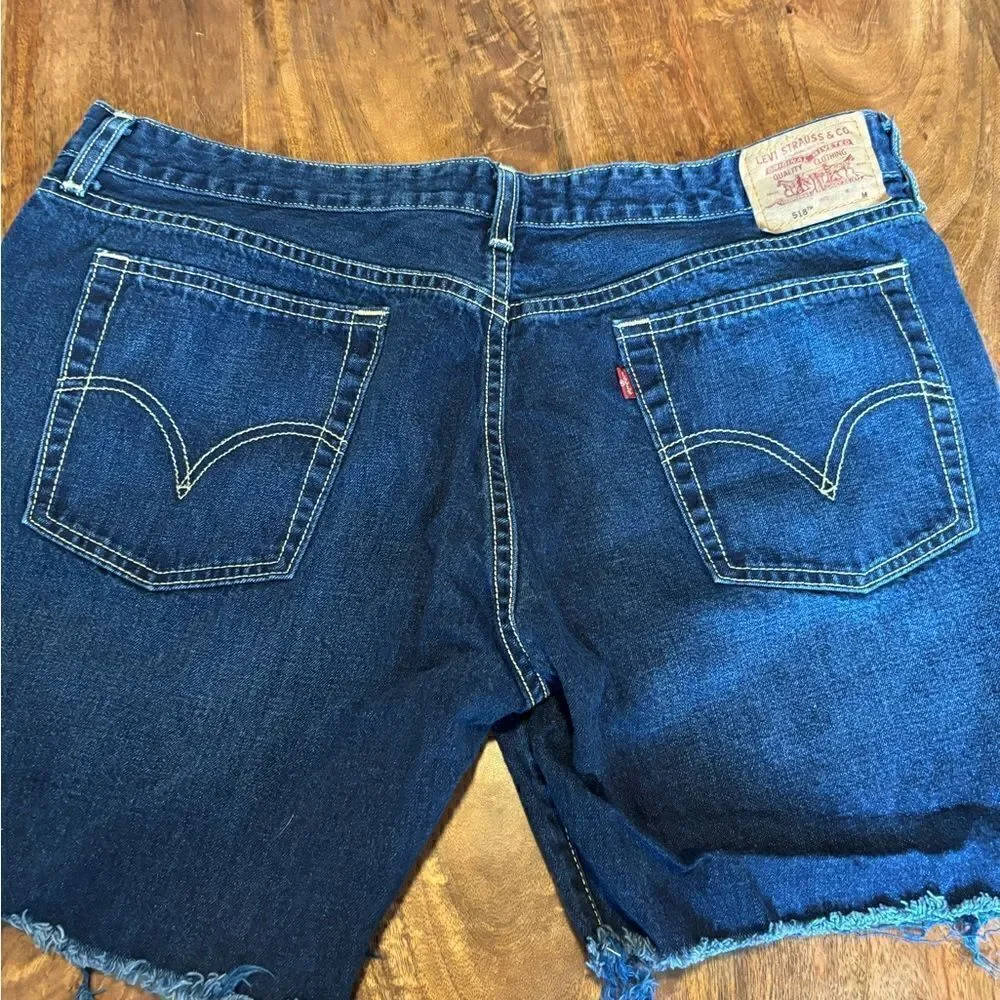 Levi’s 518 Mid Thigh High Rise Cut Off Premium Denim Shorts size 17